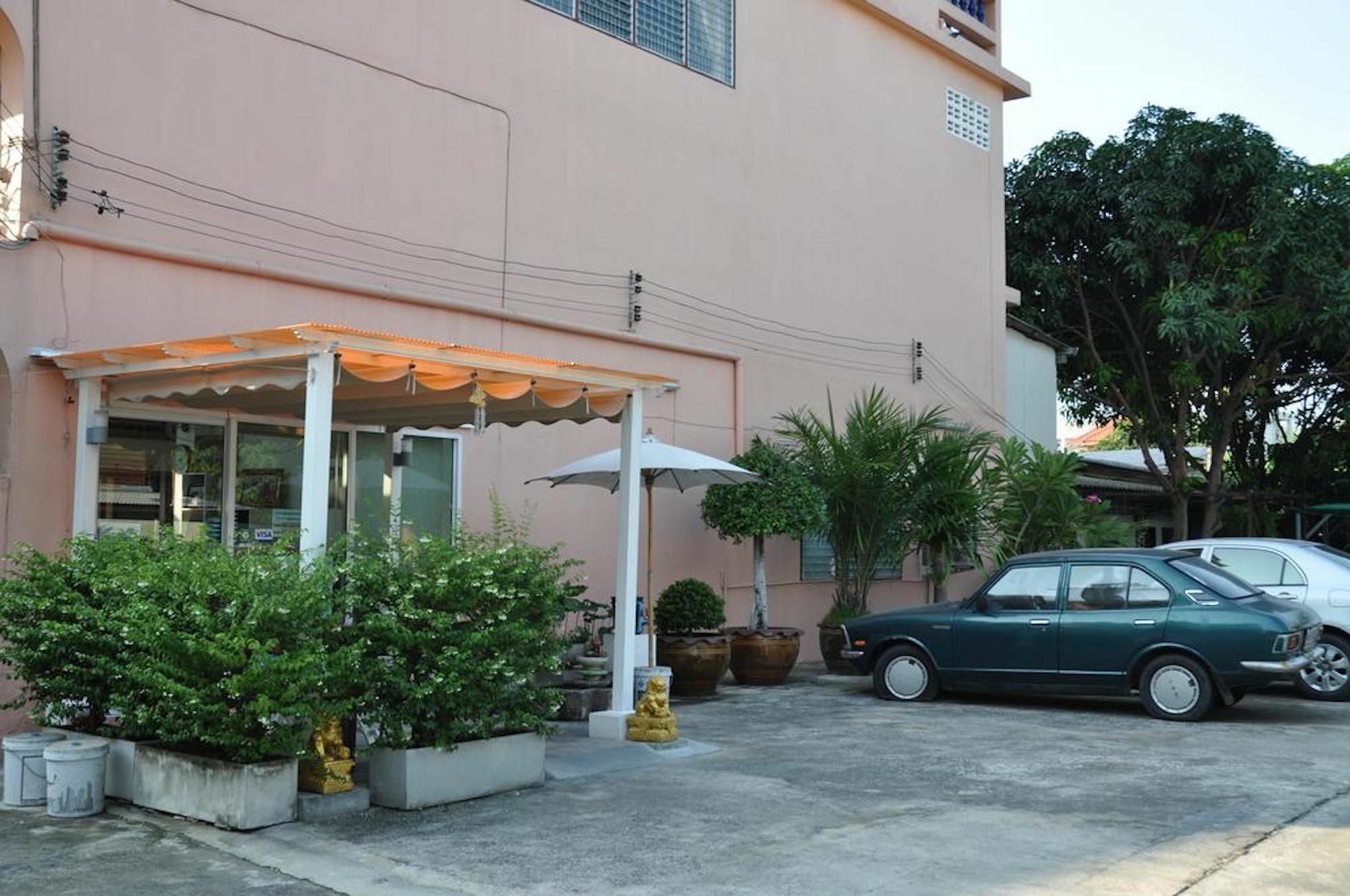 Vareevara Apartment Μπανγκόκ Εξωτερικό φωτογραφία
